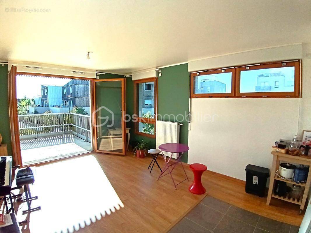 Appartement à BUSSY-SAINT-GEORGES