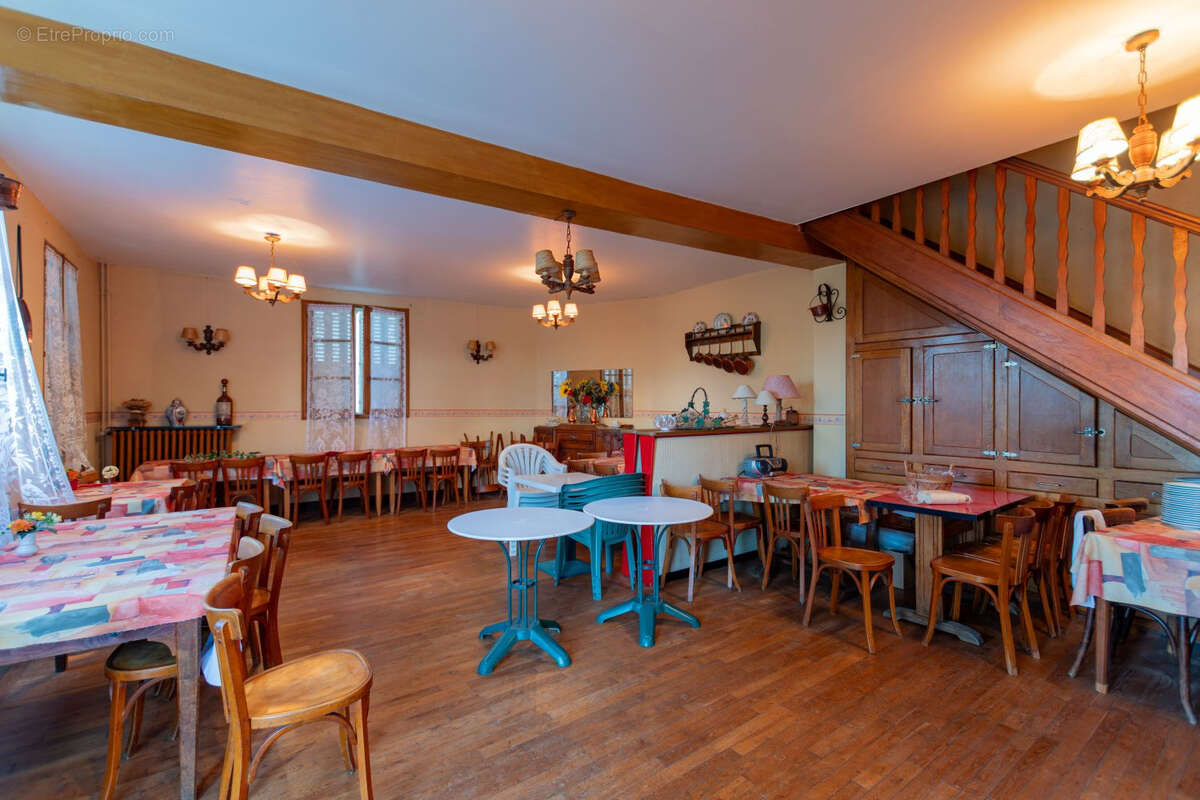 Maison à SAINT-BONNET-DE-SALERS