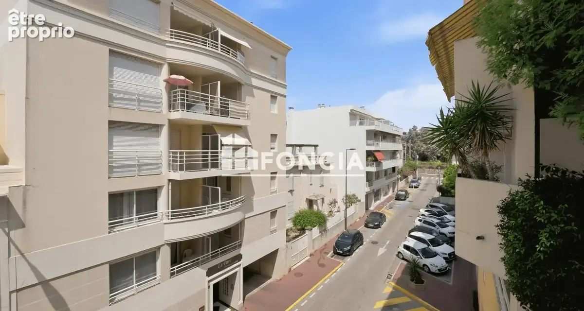 Palm beach mouré rouge t2 de 44m2 rénové+terrasse de 23m2+parking immeuble standing - photo 2