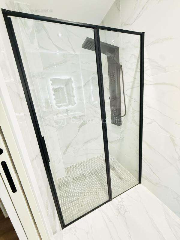 Maison à VEZIN-LE-COQUET