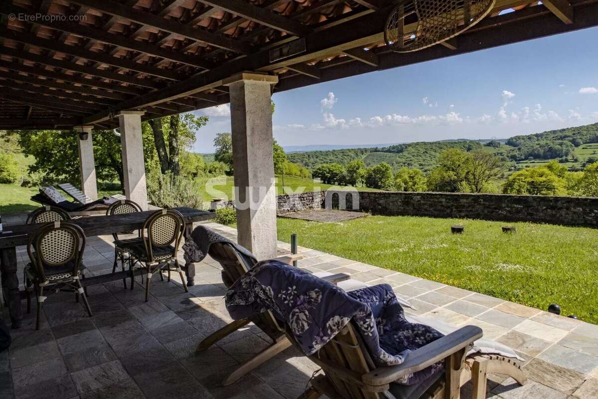 Maison à CHATEL-MORON