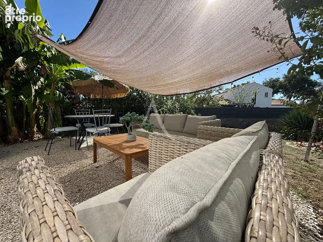 Maison La Chapelle Achard 216 m² - 7 pièces - photo 2