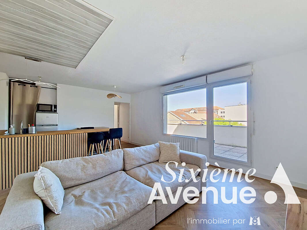 Appartement à BOURGOIN-JALLIEU