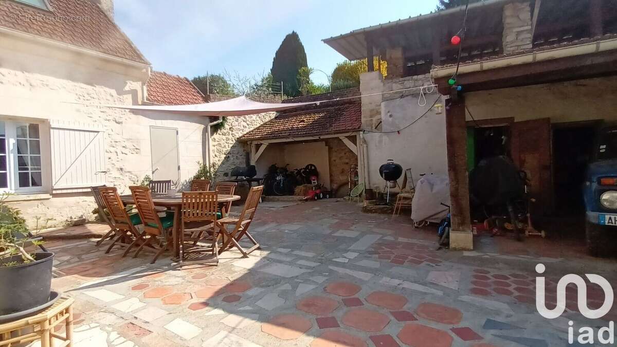 Photo 2 - Maison à SAINT-VAAST-DE-LONGMONT