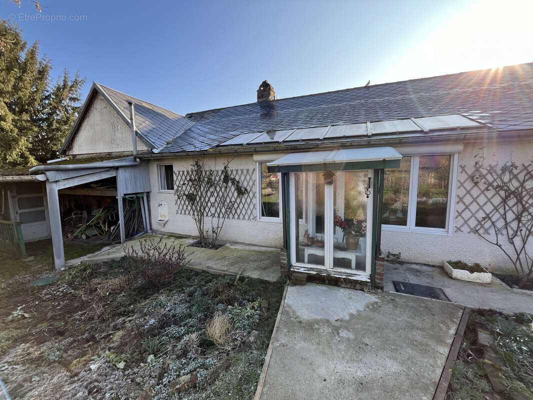 Maison à MAISNIERES