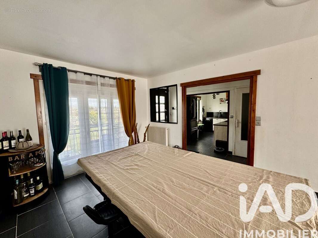 Photo 7 - Maison à SERMAISES