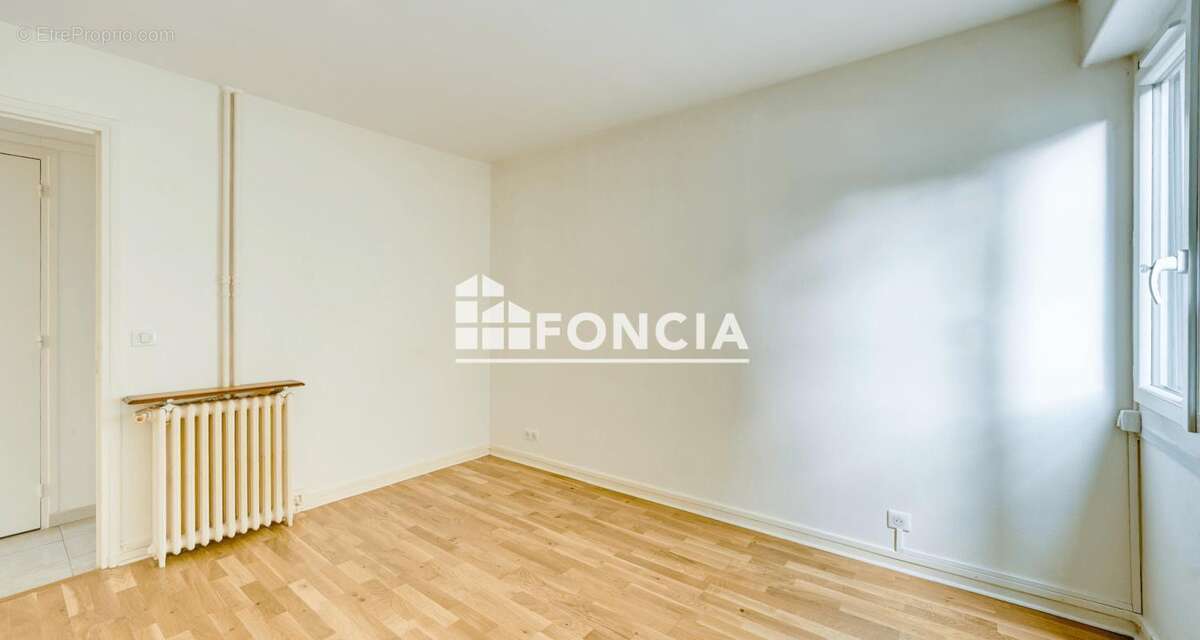 Appartement à CHATILLON