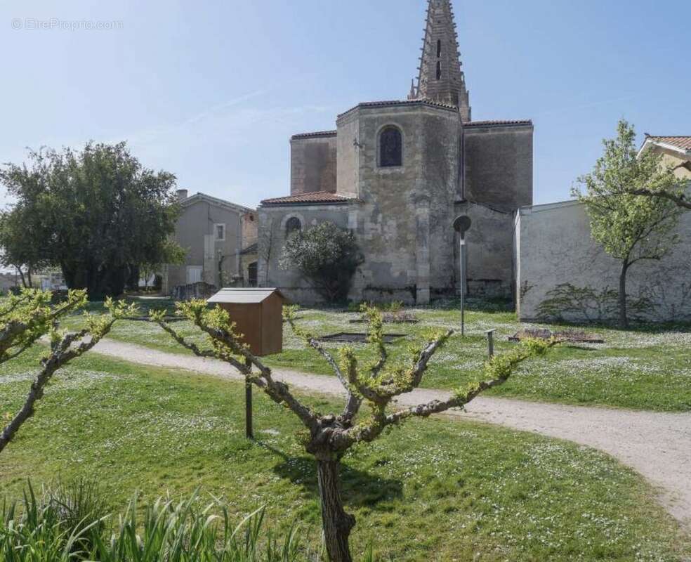 Appartement à LE TAILLAN-MEDOC