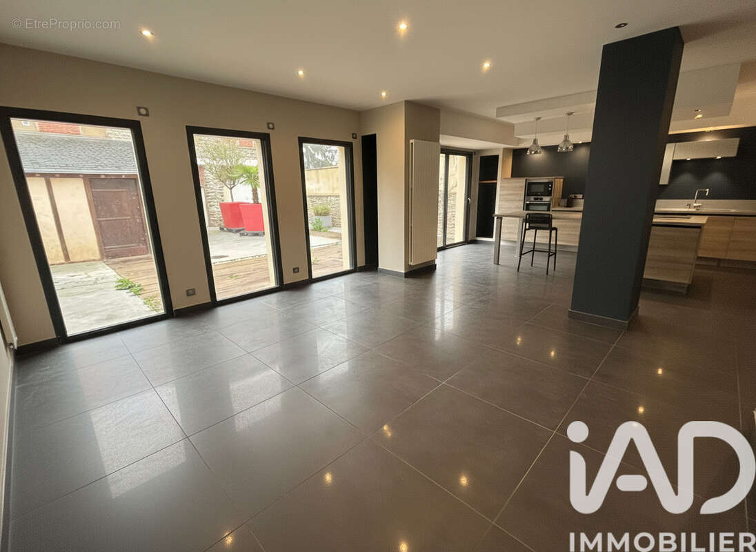 Photo 9 - Maison à LAVAL