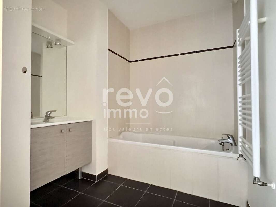 Appartement à SAINT-ANDRE-DE-CORCY