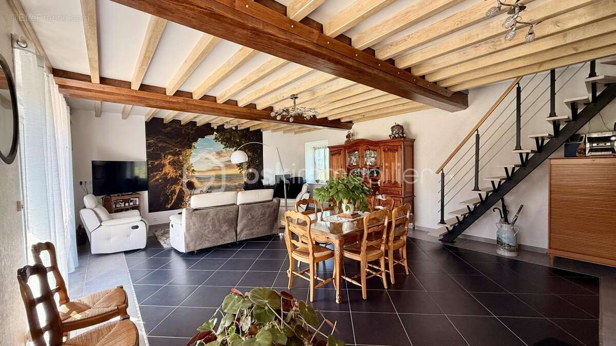 Maison à LE BENY-BOCAGE