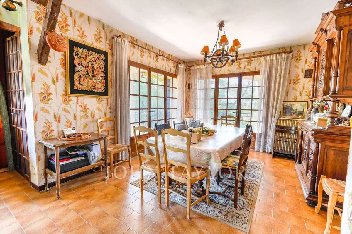 Maison à AIX-EN-PROVENCE