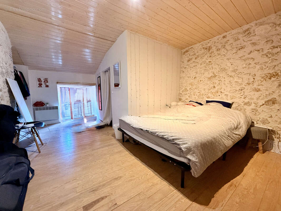 Maison à HAUTEFAGE-LA-TOUR