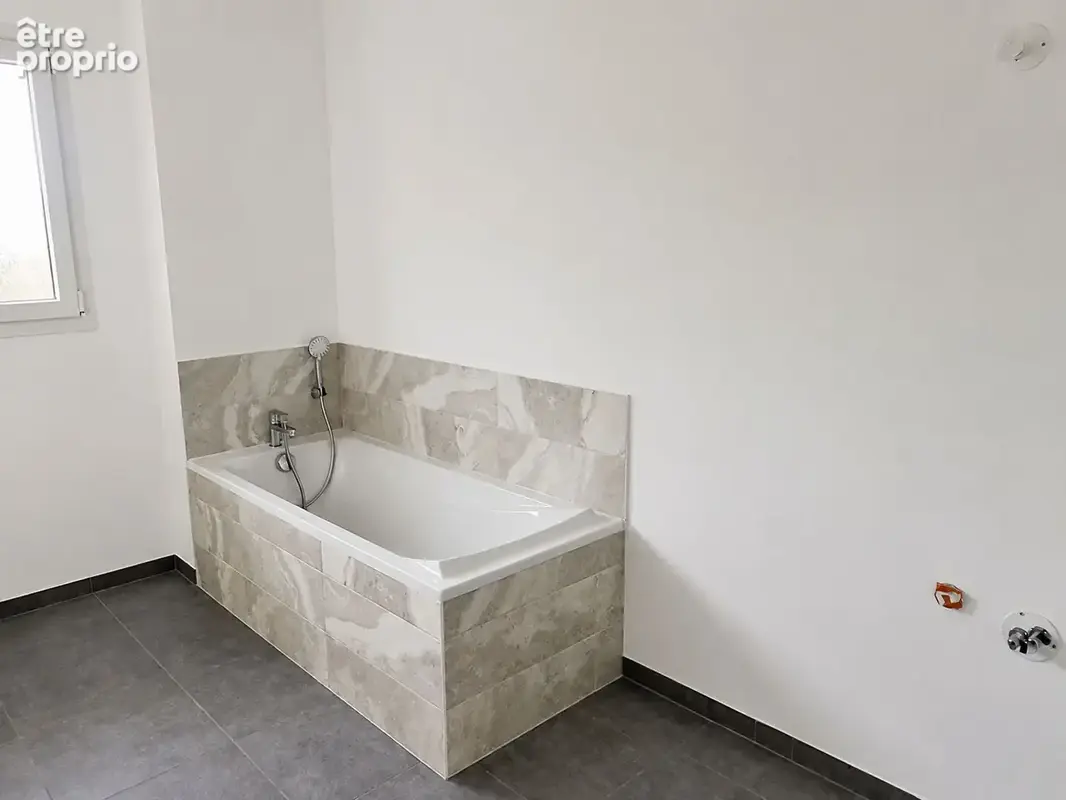 Maison mitoyenne neuve de  95.16 m² - DPE en A - Le Bélieu - photo 10