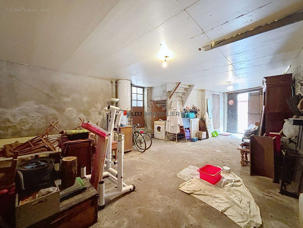 Maison 65 m² à Prades  - photo 7