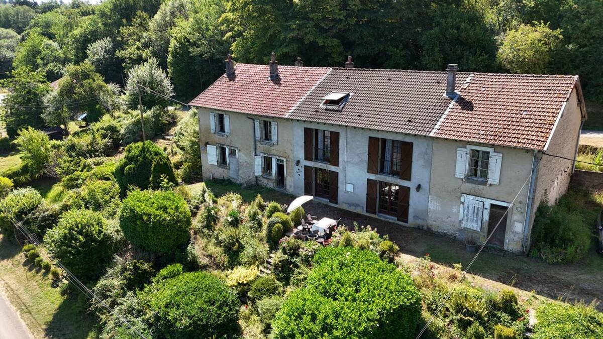 Maison à HENNEZEL