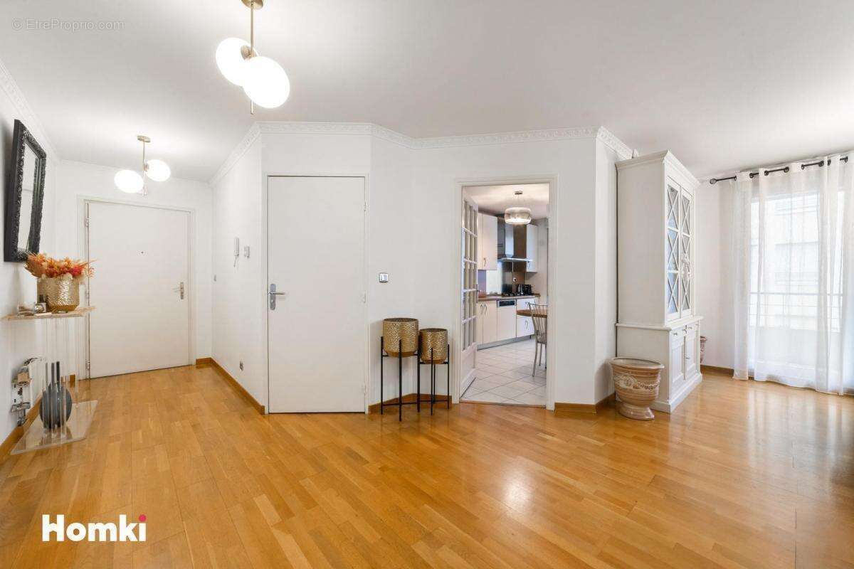 Appartement T5 de 109 m² à Gratte - ciel Villeurbanne 69100, Rue Edouard Vaillant - photo 5