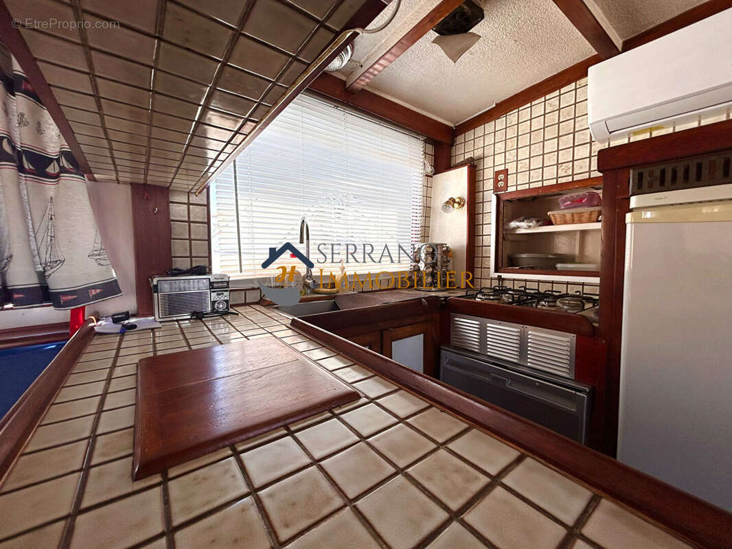 Autre à SAINT-GILLES