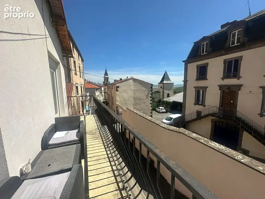 Photo Maison à La Roche-Blanche au prix de 175 000€