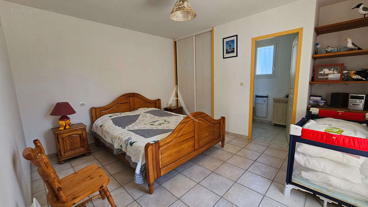 Maison à PORT-DES-BARQUES