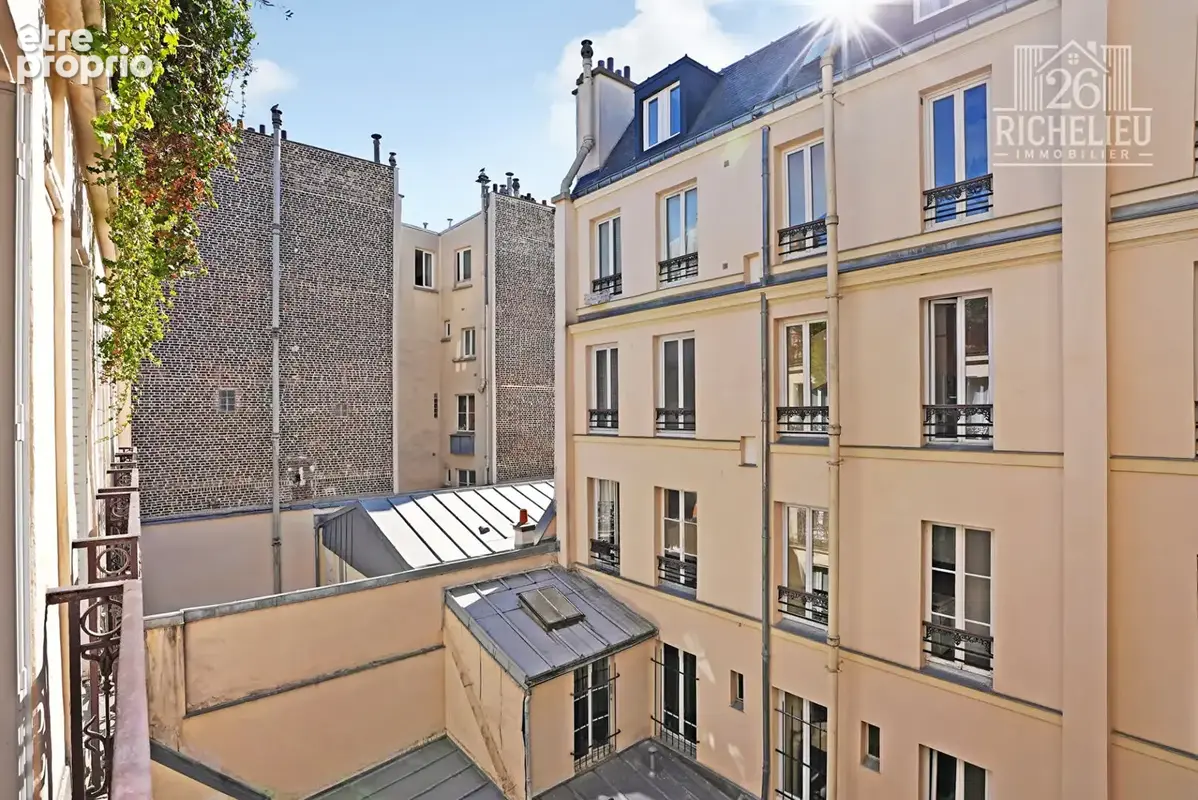 3 Pièces 2 chambres 75004 Paris - photo 8