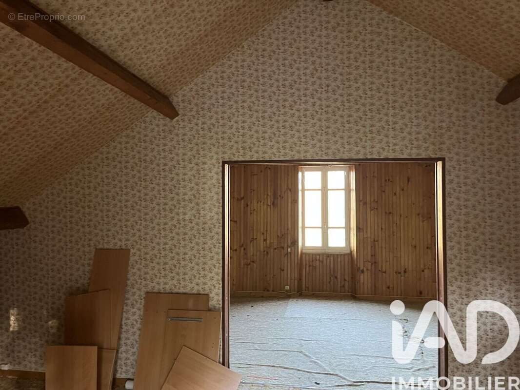 Photo 7 - Maison à MONTLUCON