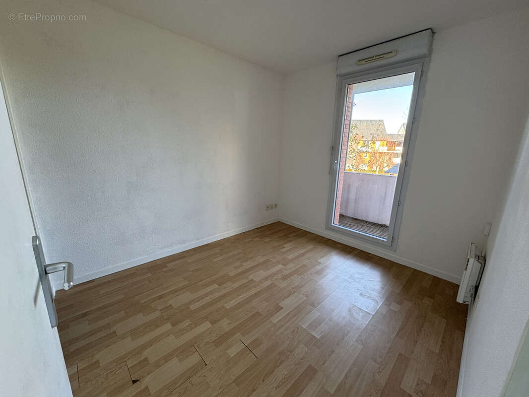 Appartement à LA RIVIERE-SAINT-SAUVEUR