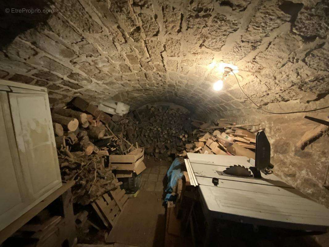 Maison à SAINT-PARDOUX-LES-CARDS