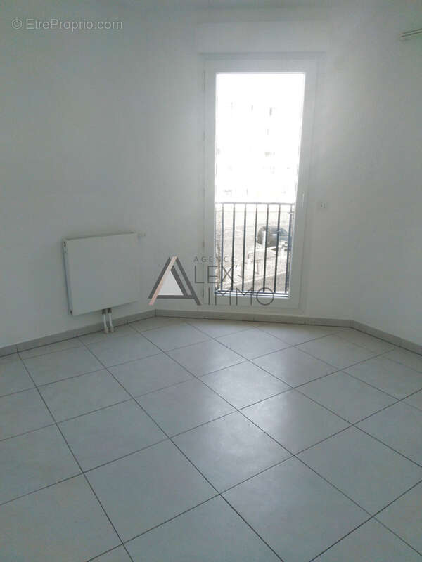 Appartement à MARSEILLE-12E