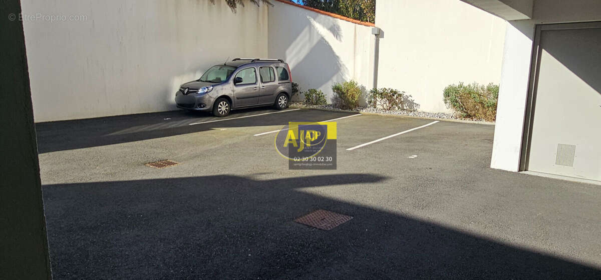 Parking à SAINT-GILLES-CROIX-DE-VIE