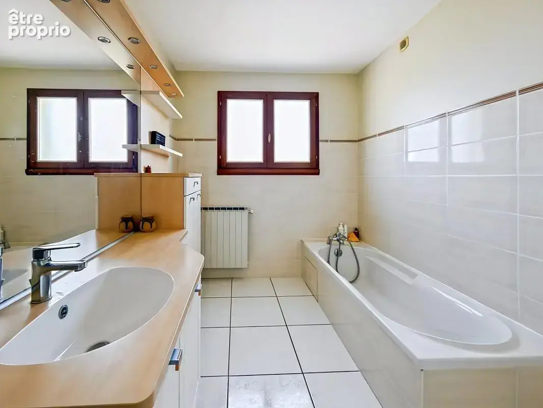 Maison familiale 166m² modulable sur parcelle de 866 m² - Portes-les-Valence - photo 19