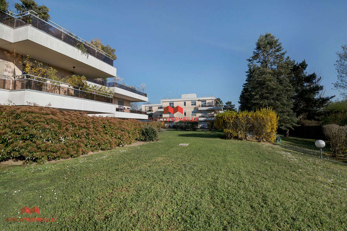 Appartement à RUEIL-MALMAISON
