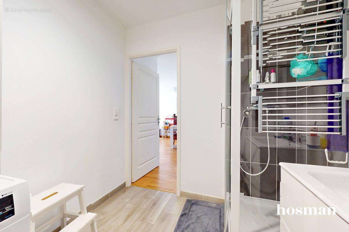 Appartement à PARIS-19E