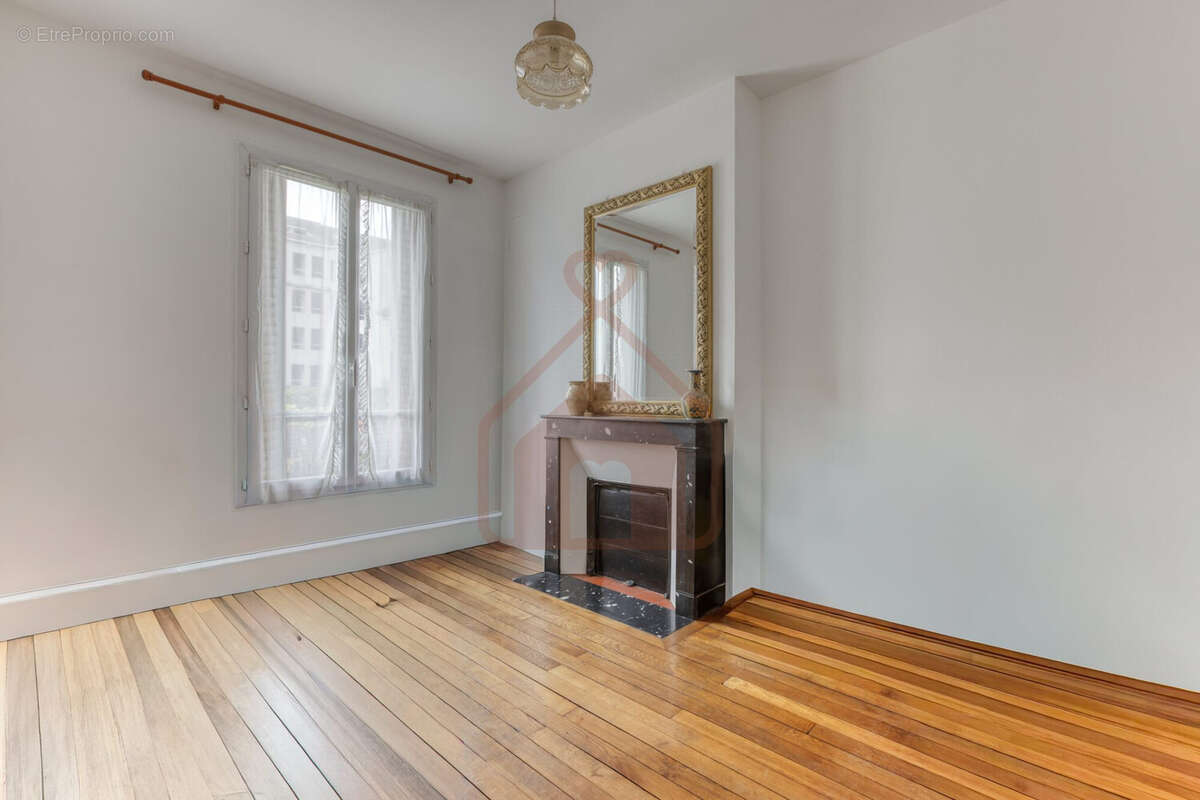 Appartement 34 m² à Le Kremlin-Bicetre  - photo 2