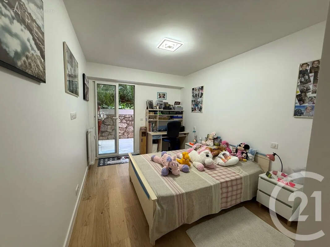 Appartement à ROQUEBRUNE-CAP-MARTIN