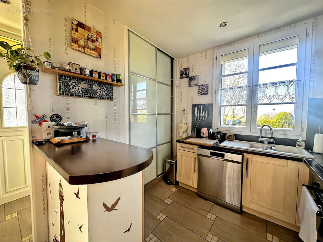 Maison à TOUSSUS-LE-NOBLE