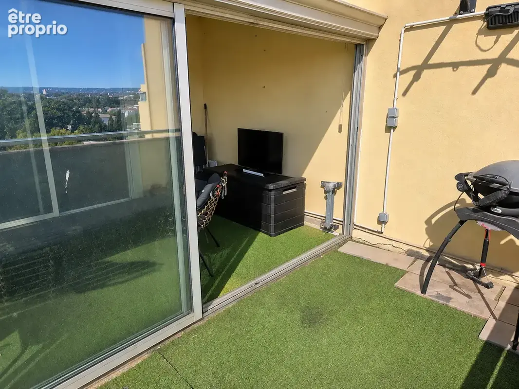 En exclusivite t3 avec terrasse en 5eme etage dans residence fermee avec ascenseur - photo 11