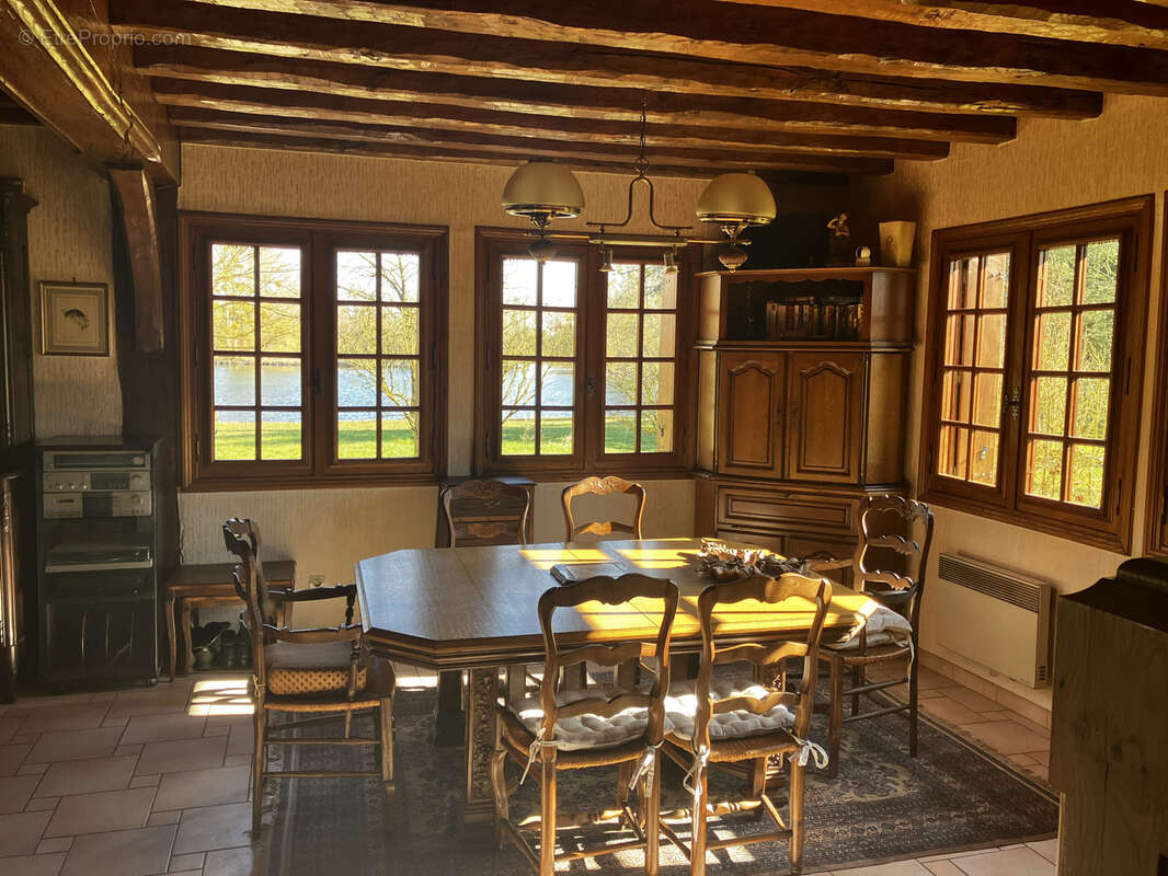 Maison à PACY-SUR-EURE