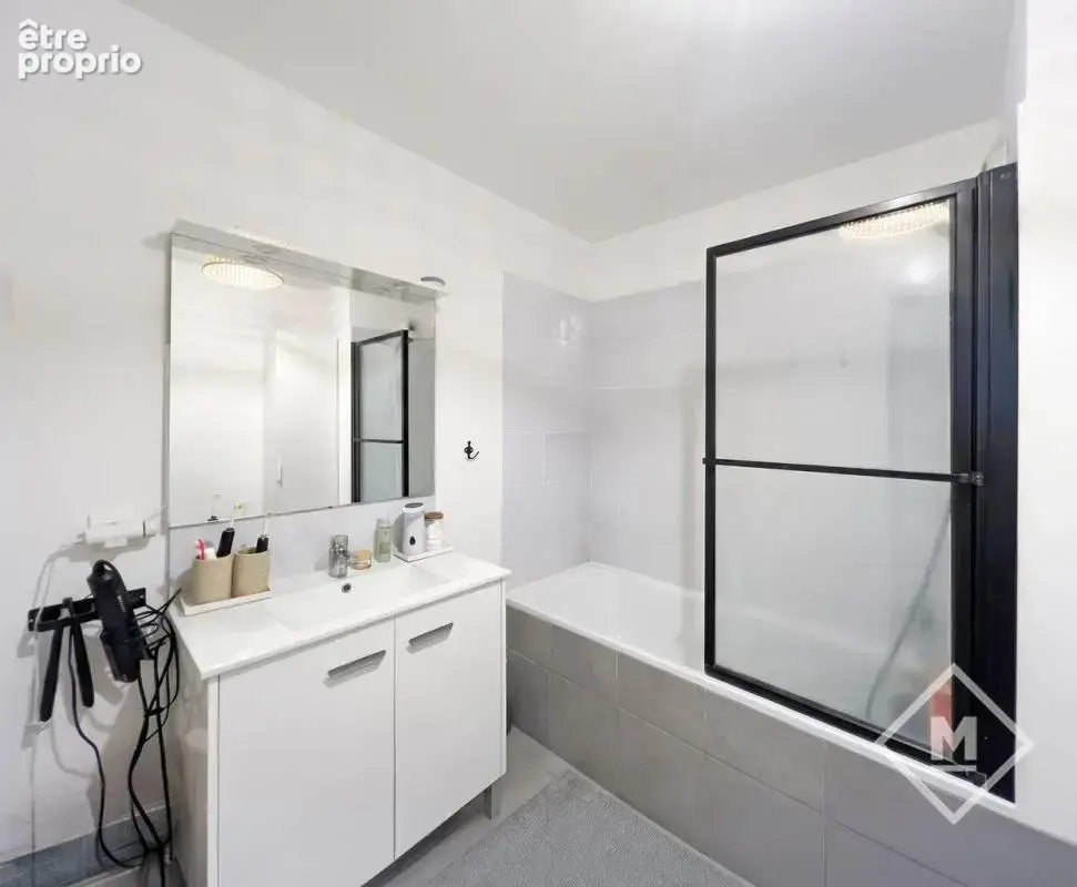 Exclusif : Appartement T3 Récent et Lumineux à Marseille 5ème, Quartier Baille - photo 11
