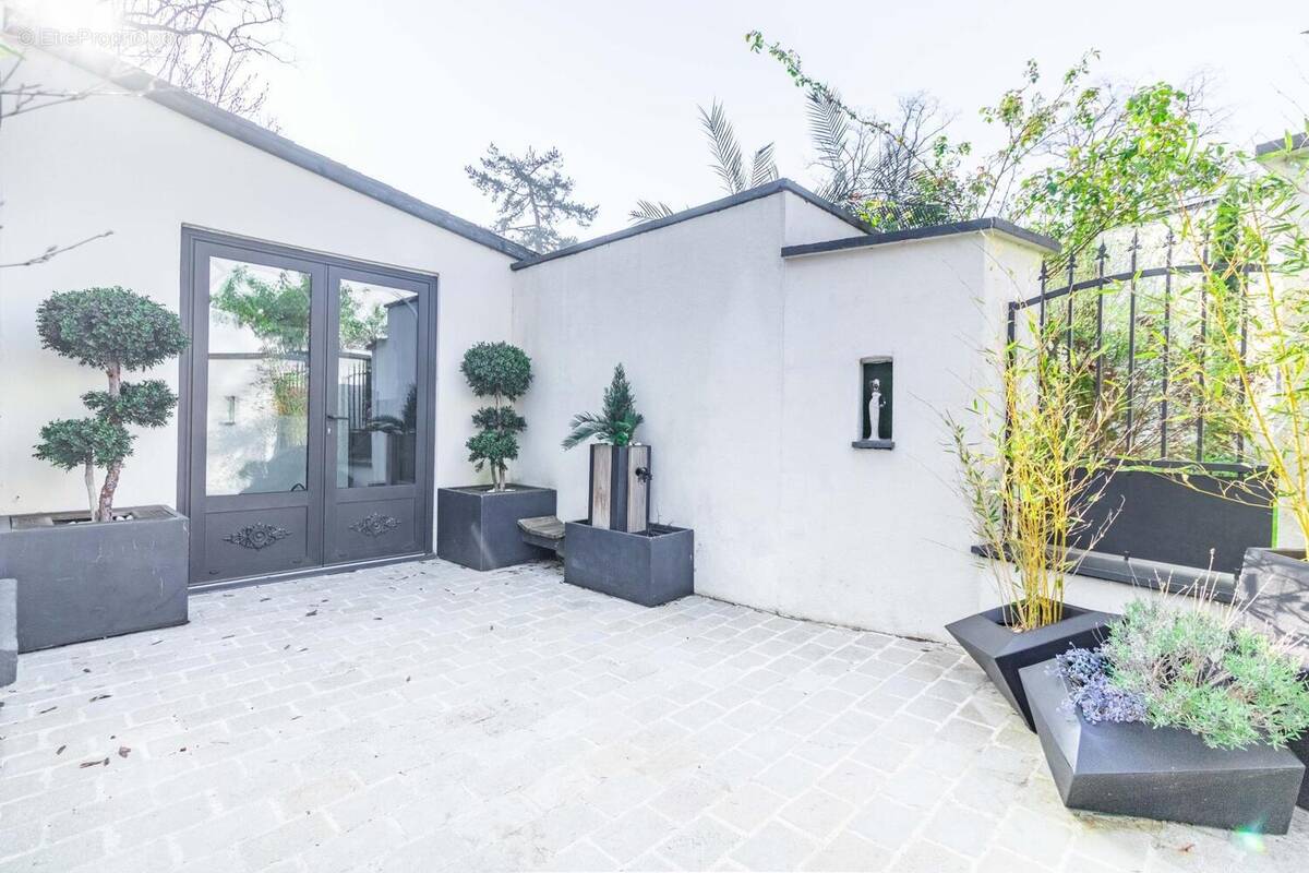 Photo 1 - Maison à VERSAILLES