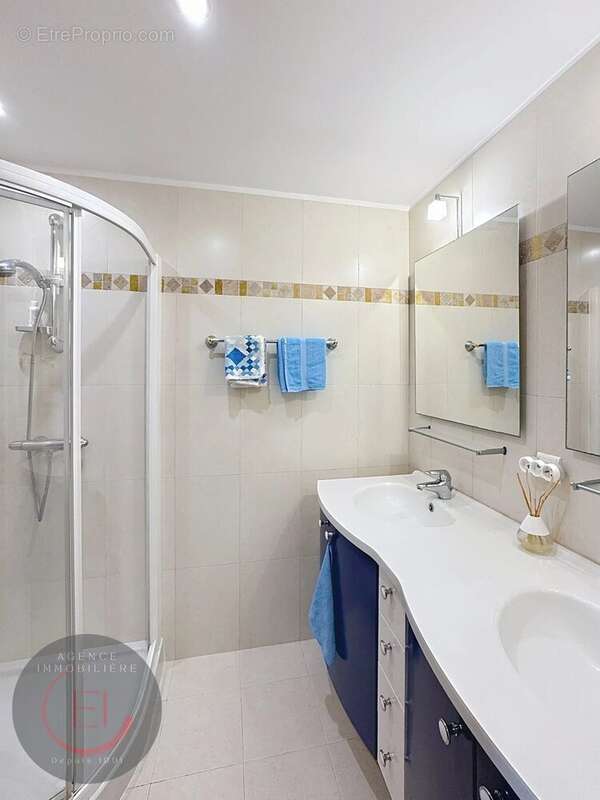 Maison à LES ADRETS-DE-L'ESTEREL