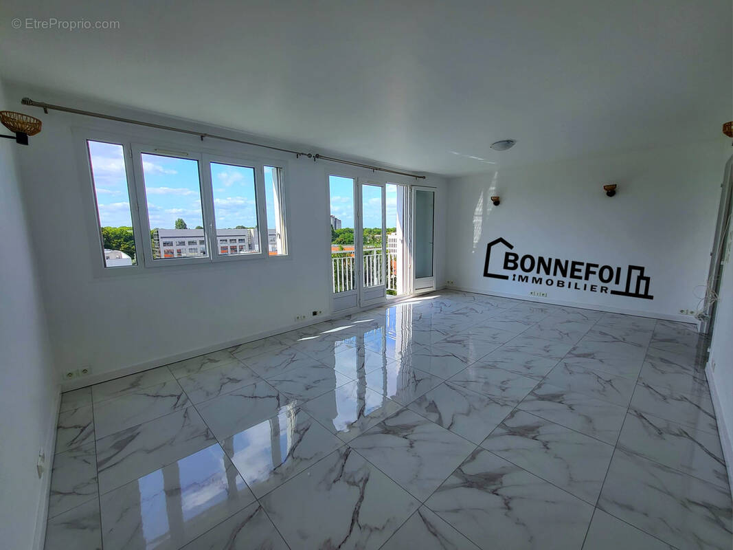 Appartement à CHAMPIGNY-SUR-MARNE