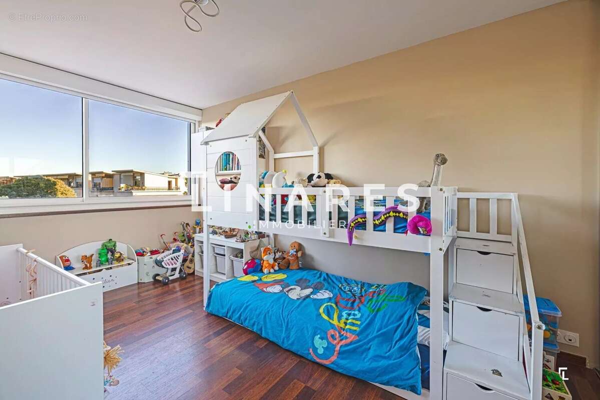 Appartement à MARSEILLE-9E