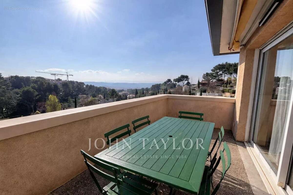 Appartement à AIX-EN-PROVENCE