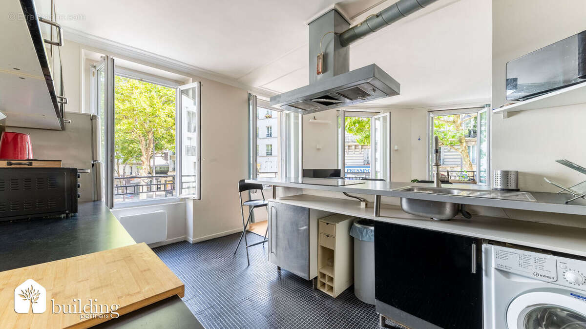 Appartement à PARIS-17E