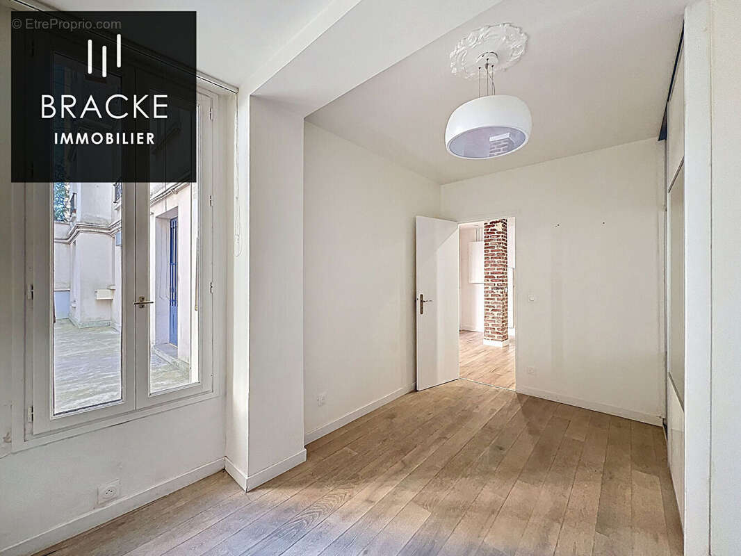 Appartement à NANTERRE