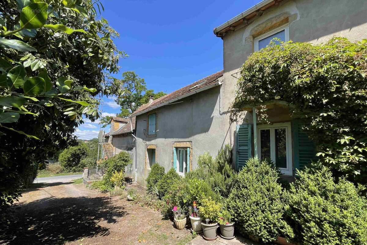 Maison à VINDECY