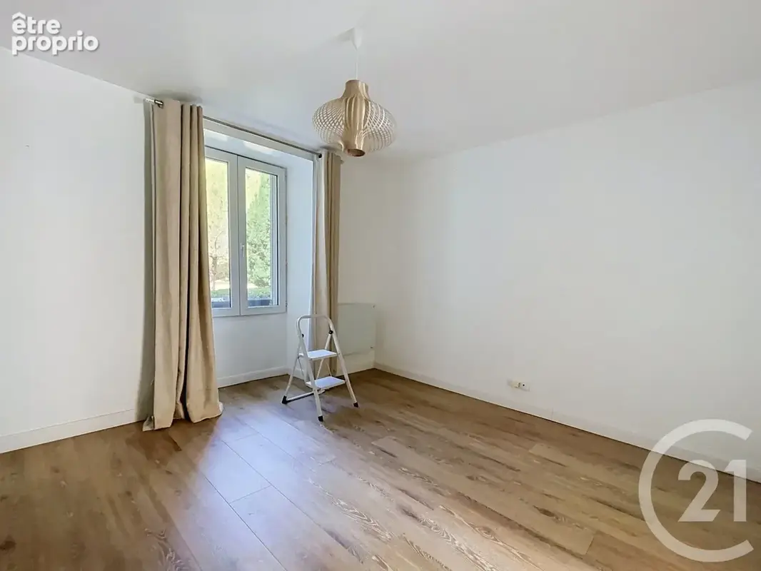 Maison 8 pièces 310 m² à vendre à Moissy-Cramayel (77550) - photo 22