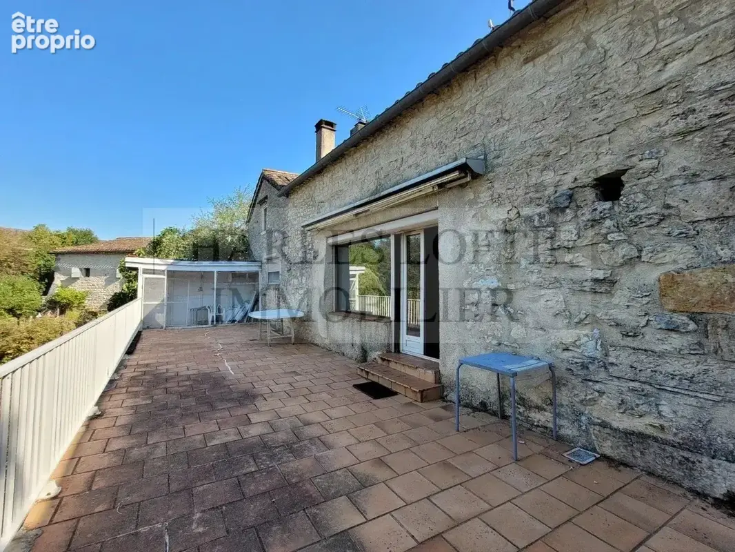 Charmante maison de campagne familiale sur un terrain de plus de 6000 m², à 10 minutes de Cahors. - photo 14