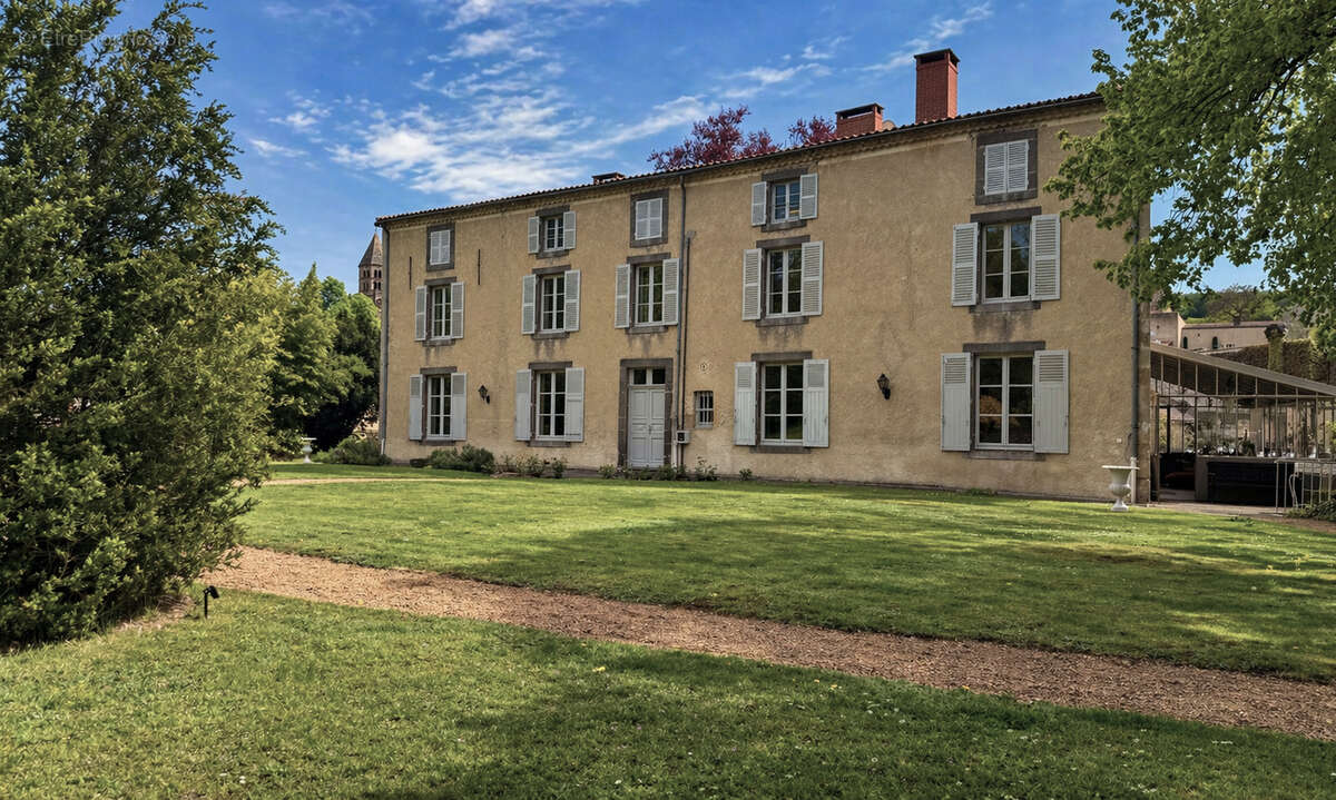 Propriété avec dépendances à Saint Saturnin - photo 14